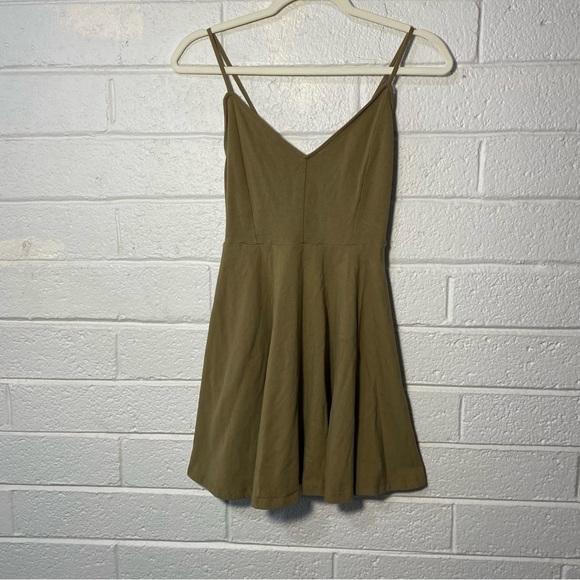 Strappy Skater Dress Olive Strappy Back Mini Stretchy Tank Peplum fit & flare S - Picture 5 of 13